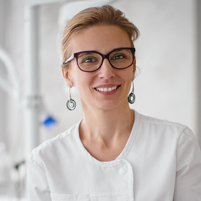 Tess  Thompson Photo